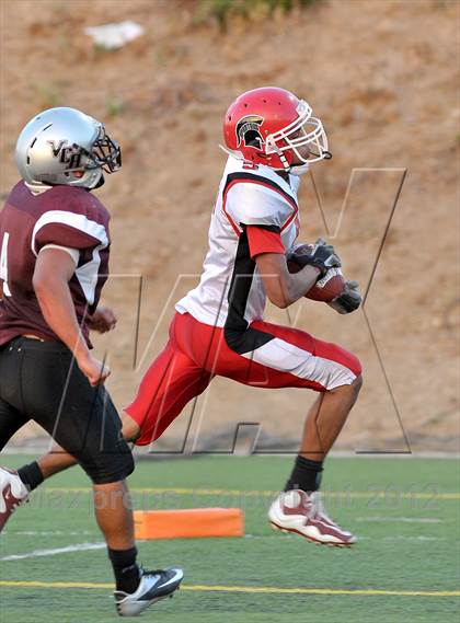 Thumbnail 3 in San Juan vs. Valley Christian photogallery.