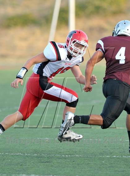 Thumbnail 1 in San Juan vs. Valley Christian photogallery.