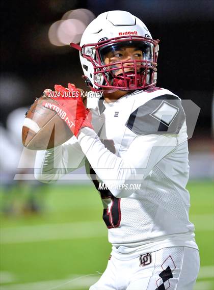 Thumbnail 2 in Desert Oasis @ Centennial (NIAA 5A Div. III Semi-Finals) photogallery.