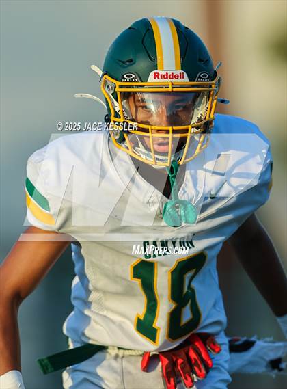 Thumbnail 2 in Canyon @ Crespi photogallery.