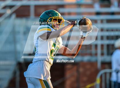 Thumbnail 3 in Canyon @ Crespi photogallery.