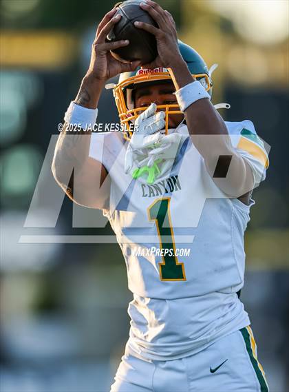 Thumbnail 2 in Canyon @ Crespi photogallery.