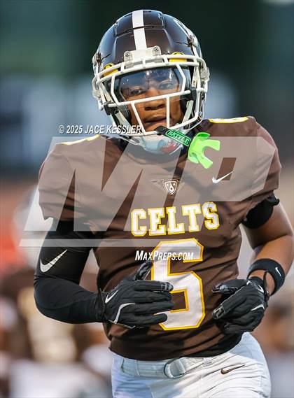 Thumbnail 2 in Canyon @ Crespi photogallery.