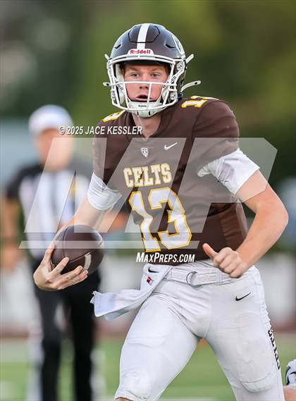 Thumbnail 3 in Canyon @ Crespi photogallery.