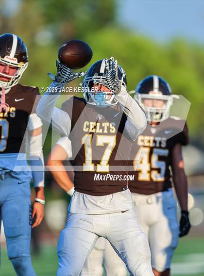 Thumbnail 1 in Canyon @ Crespi photogallery.