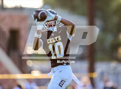 Thumbnail 1 in Canyon @ Crespi photogallery.