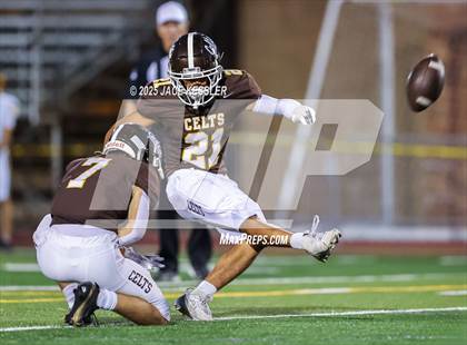 Thumbnail 1 in Canyon @ Crespi photogallery.