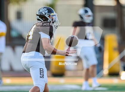 Thumbnail 2 in Canyon @ Crespi photogallery.