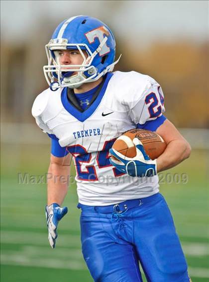 Thumbnail 3 in Bradford v. Tremper (WIAA D1 Playoffs) photogallery.