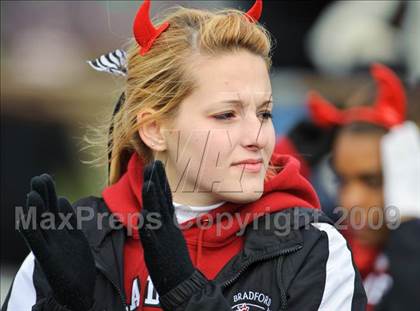 Thumbnail 1 in Bradford v. Tremper (WIAA D1 Playoffs) photogallery.