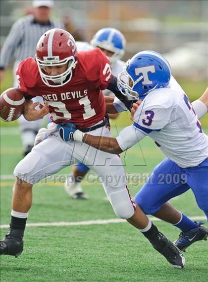 Thumbnail 2 in Bradford v. Tremper (WIAA D1 Playoffs) photogallery.
