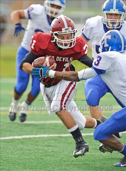 Thumbnail 3 in Bradford v. Tremper (WIAA D1 Playoffs) photogallery.