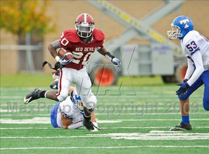 Thumbnail 2 in Bradford v. Tremper (WIAA D1 Playoffs) photogallery.