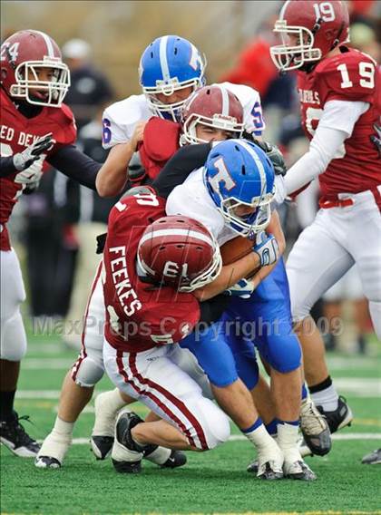 Thumbnail 1 in Bradford v. Tremper (WIAA D1 Playoffs) photogallery.