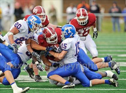 Thumbnail 3 in Bradford v. Tremper (WIAA D1 Playoffs) photogallery.