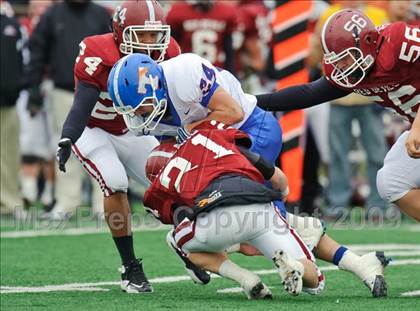 Thumbnail 2 in Bradford v. Tremper (WIAA D1 Playoffs) photogallery.