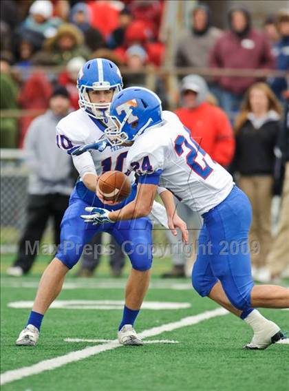 Thumbnail 3 in Bradford v. Tremper (WIAA D1 Playoffs) photogallery.
