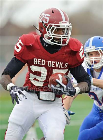 Thumbnail 2 in Bradford v. Tremper (WIAA D1 Playoffs) photogallery.