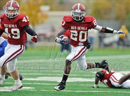 Thumbnail 1 in Bradford v. Tremper (WIAA D1 Playoffs) photogallery.