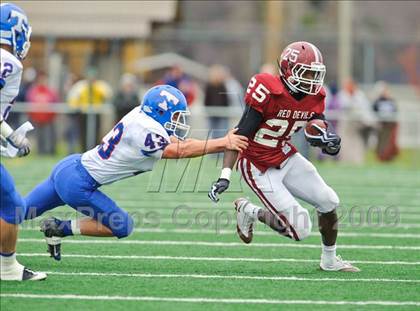 Thumbnail 3 in Bradford v. Tremper (WIAA D1 Playoffs) photogallery.