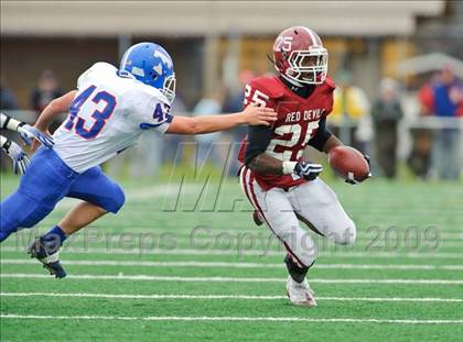 Thumbnail 1 in Bradford v. Tremper (WIAA D1 Playoffs) photogallery.