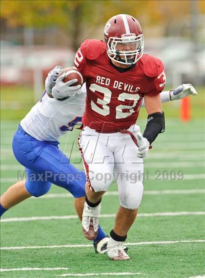 Thumbnail 1 in Bradford v. Tremper (WIAA D1 Playoffs) photogallery.