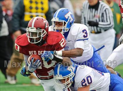 Thumbnail 3 in Bradford v. Tremper (WIAA D1 Playoffs) photogallery.