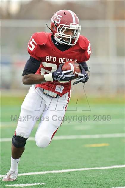 Thumbnail 3 in Bradford v. Tremper (WIAA D1 Playoffs) photogallery.