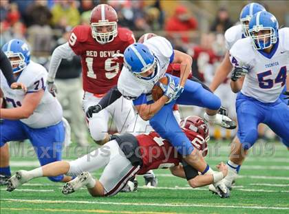 Thumbnail 3 in Bradford v. Tremper (WIAA D1 Playoffs) photogallery.