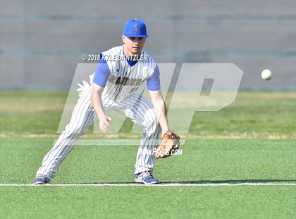 Thumbnail 2 in Sunnyvale vs Alvarado (Krum Invitational) photogallery.