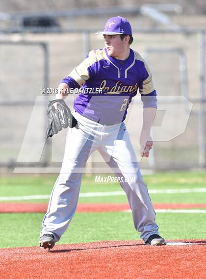 Thumbnail 3 in Sunnyvale vs Alvarado (Krum Invitational) photogallery.
