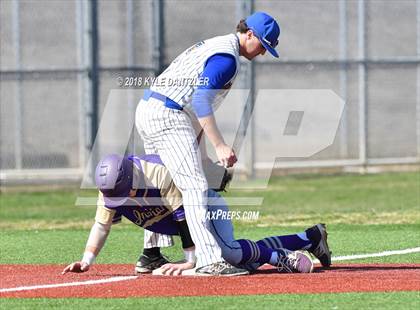 Thumbnail 3 in Sunnyvale vs Alvarado (Krum Invitational) photogallery.