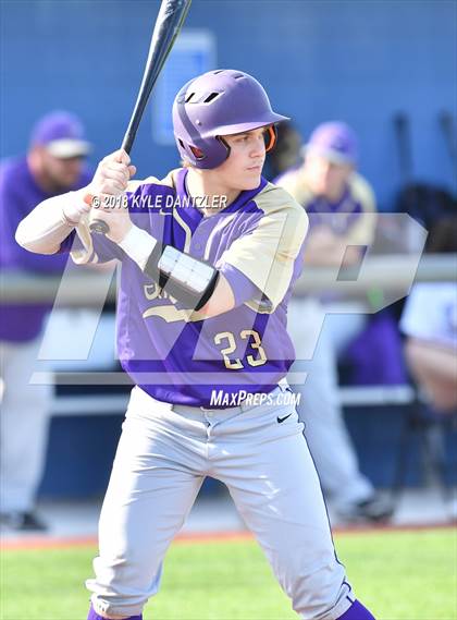 Thumbnail 3 in Sunnyvale vs Alvarado (Krum Invitational) photogallery.