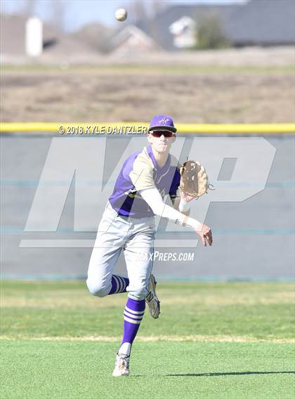 Thumbnail 1 in Sunnyvale vs Alvarado (Krum Invitational) photogallery.
