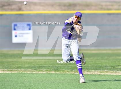 Thumbnail 3 in Sunnyvale vs Alvarado (Krum Invitational) photogallery.