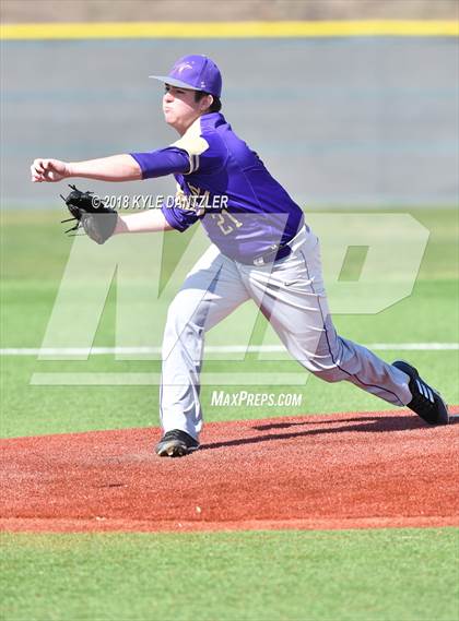 Thumbnail 2 in Sunnyvale vs Alvarado (Krum Invitational) photogallery.