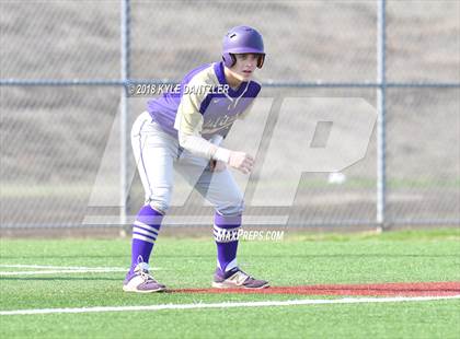 Thumbnail 2 in Sunnyvale vs Alvarado (Krum Invitational) photogallery.