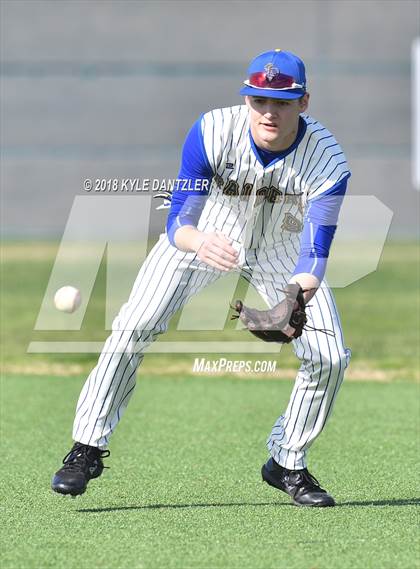 Thumbnail 3 in Sunnyvale vs Alvarado (Krum Invitational) photogallery.