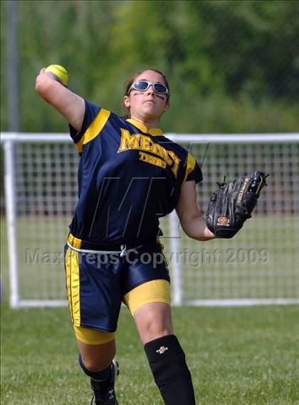 Thumbnail 2 in Fitch vs Mercy (CIAC Class LL Semifinal) photogallery.