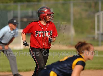Thumbnail 2 in Fitch vs Mercy (CIAC Class LL Semifinal) photogallery.