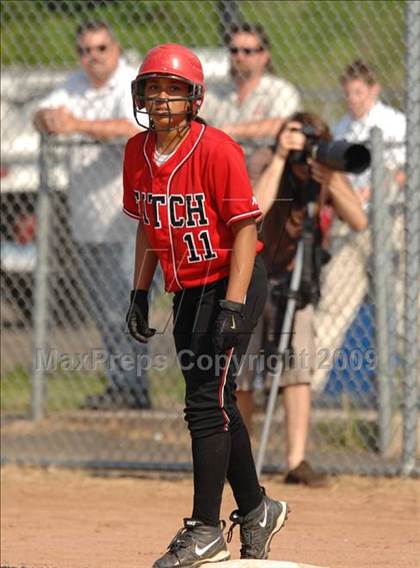 Thumbnail 1 in Fitch vs Mercy (CIAC Class LL Semifinal) photogallery.
