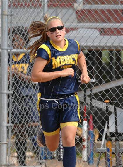 Thumbnail 2 in Fitch vs Mercy (CIAC Class LL Semifinal) photogallery.