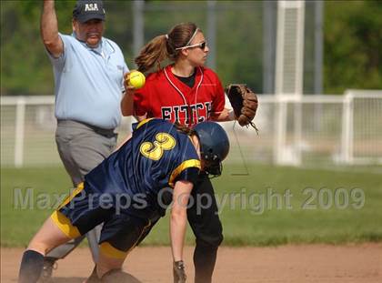 Thumbnail 3 in Fitch vs Mercy (CIAC Class LL Semifinal) photogallery.