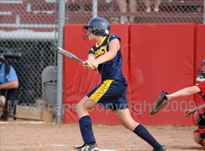 Thumbnail 1 in Fitch vs Mercy (CIAC Class LL Semifinal) photogallery.