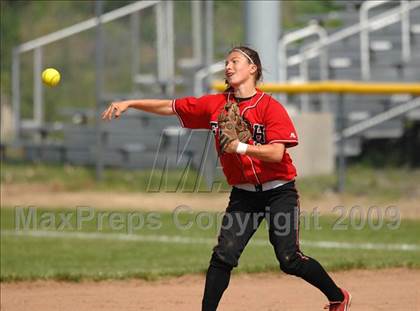 Thumbnail 2 in Fitch vs Mercy (CIAC Class LL Semifinal) photogallery.