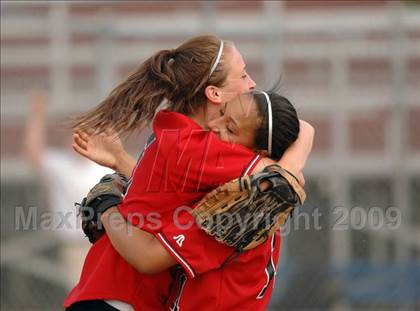 Thumbnail 1 in Fitch vs Mercy (CIAC Class LL Semifinal) photogallery.