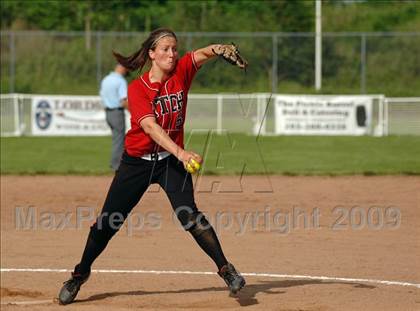 Thumbnail 1 in Fitch vs Mercy (CIAC Class LL Semifinal) photogallery.