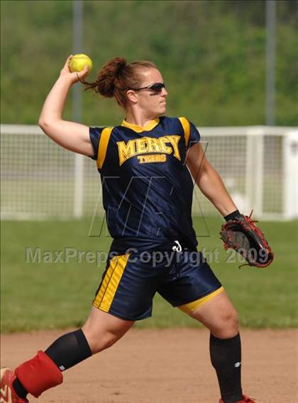 Thumbnail 2 in Fitch vs Mercy (CIAC Class LL Semifinal) photogallery.