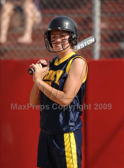 Thumbnail 2 in Fitch vs Mercy (CIAC Class LL Semifinal) photogallery.