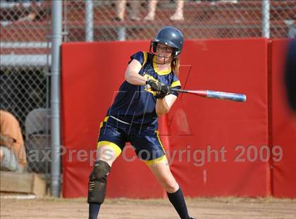 Thumbnail 3 in Fitch vs Mercy (CIAC Class LL Semifinal) photogallery.